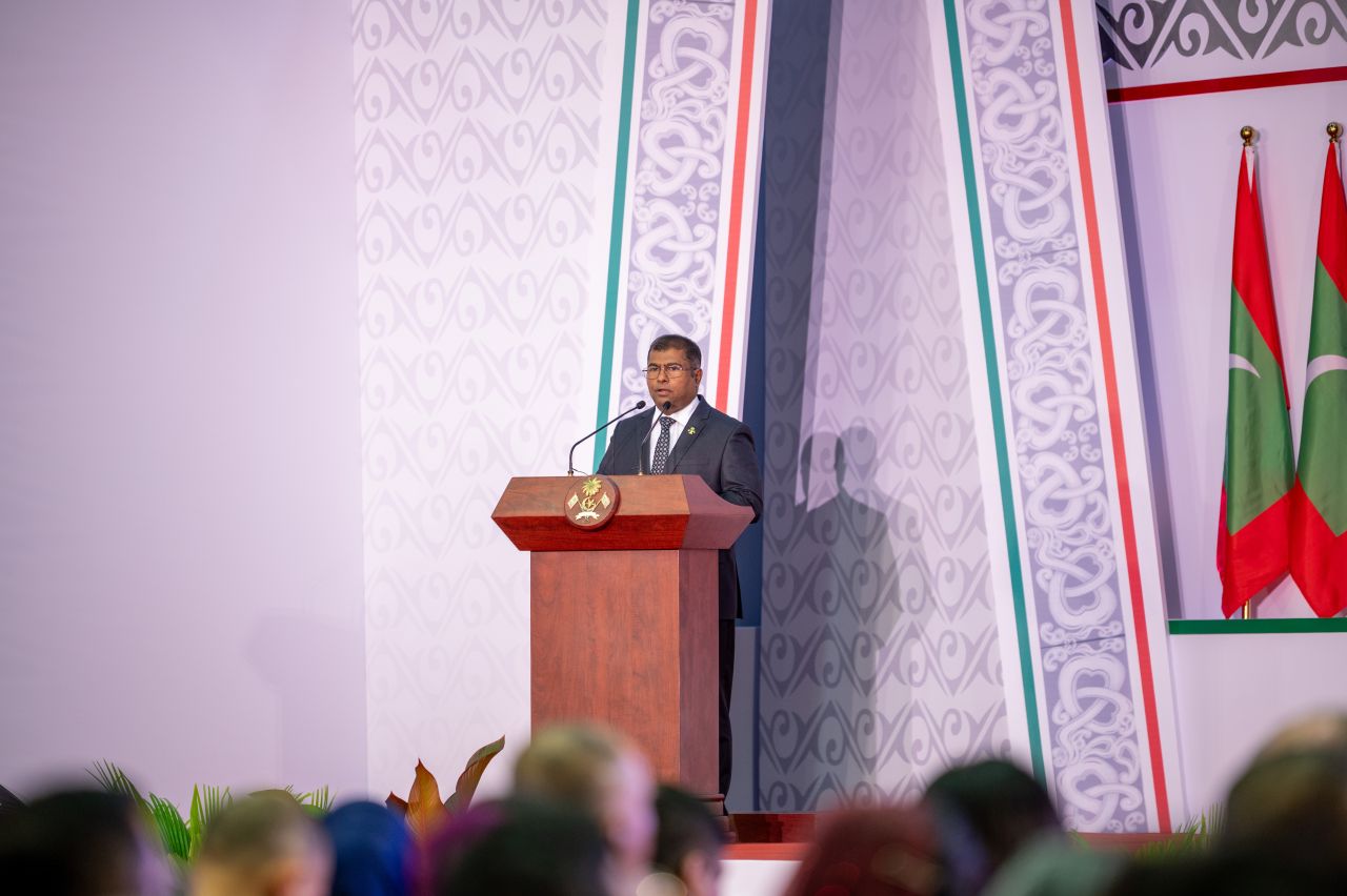 ވަން ފޮޓޯ: ޖުމްހޫރީ ދުވަހުގެ ރަސްމީ ޖަލްސާ 