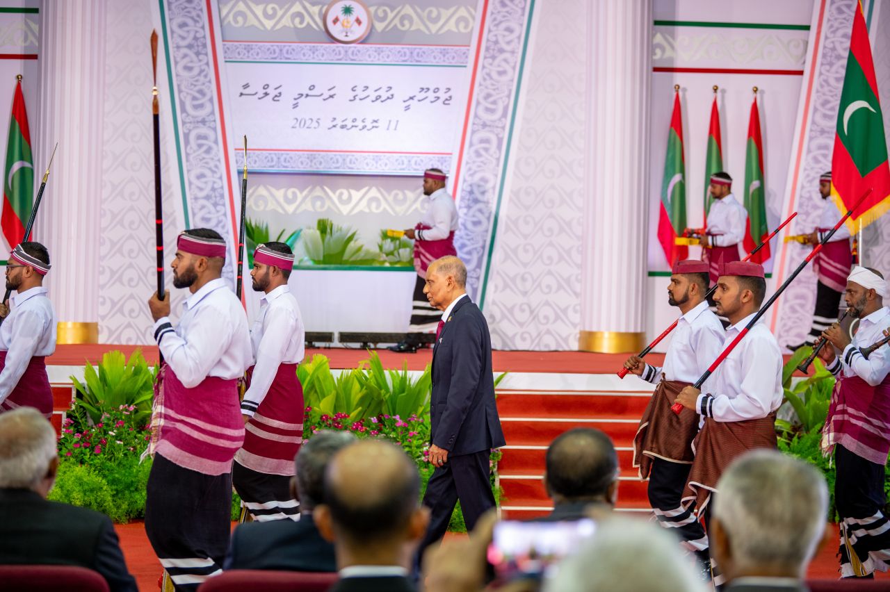 ވަން ފޮޓޯ: ޖުމްހޫރީ ދުވަހުގެ ރަސްމީ ޖަލްސާ 