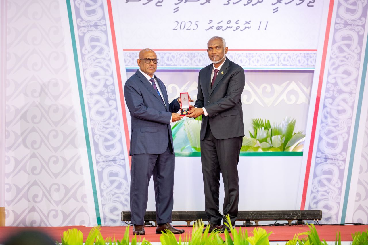 ވަން ފޮޓޯ: ޖުމްހޫރީ ދުވަހުގެ ރަސްމީ ޖަލްސާ 