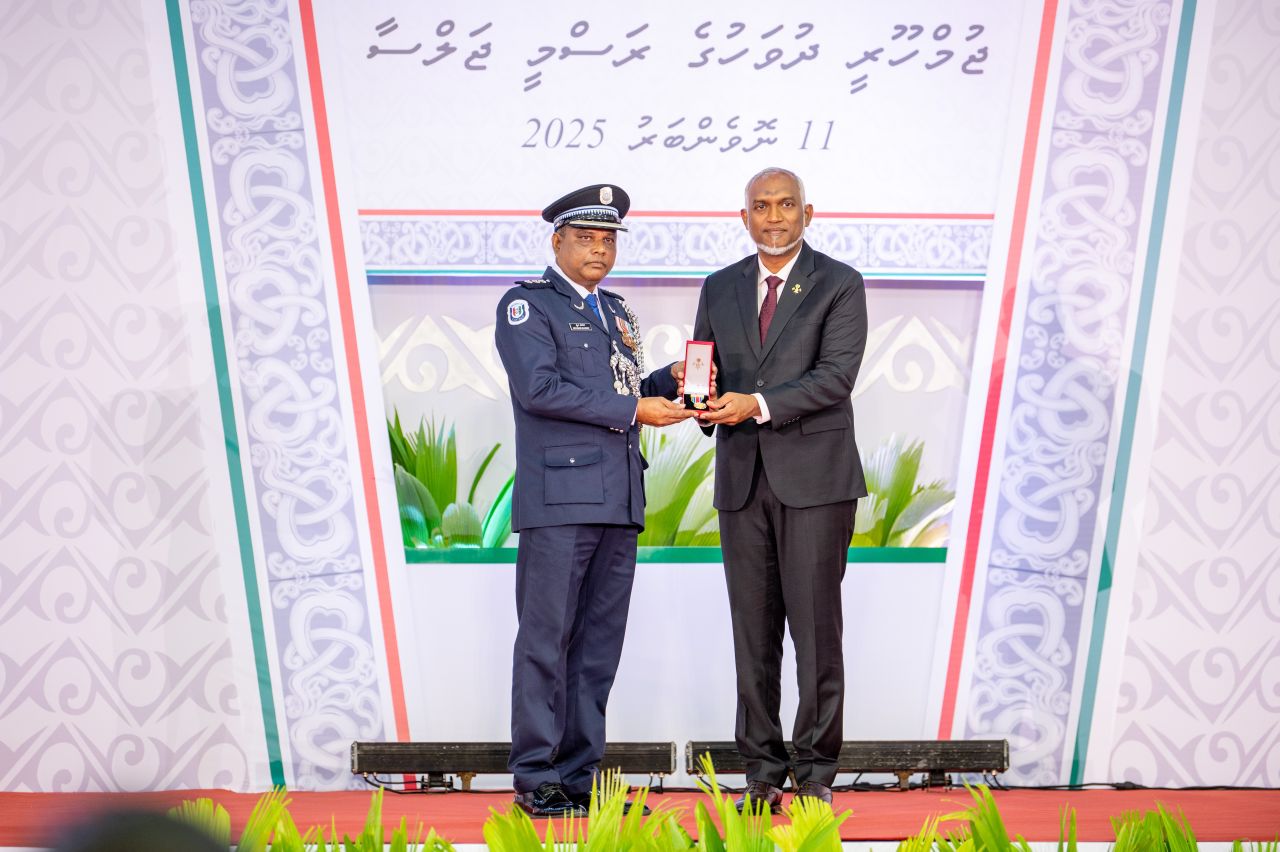 ވަން ފޮޓޯ: ޖުމްހޫރީ ދުވަހުގެ ރަސްމީ ޖަލްސާ 
