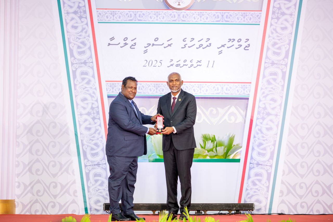 ވަން ފޮޓޯ: ޖުމްހޫރީ ދުވަހުގެ ރަސްމީ ޖަލްސާ 
