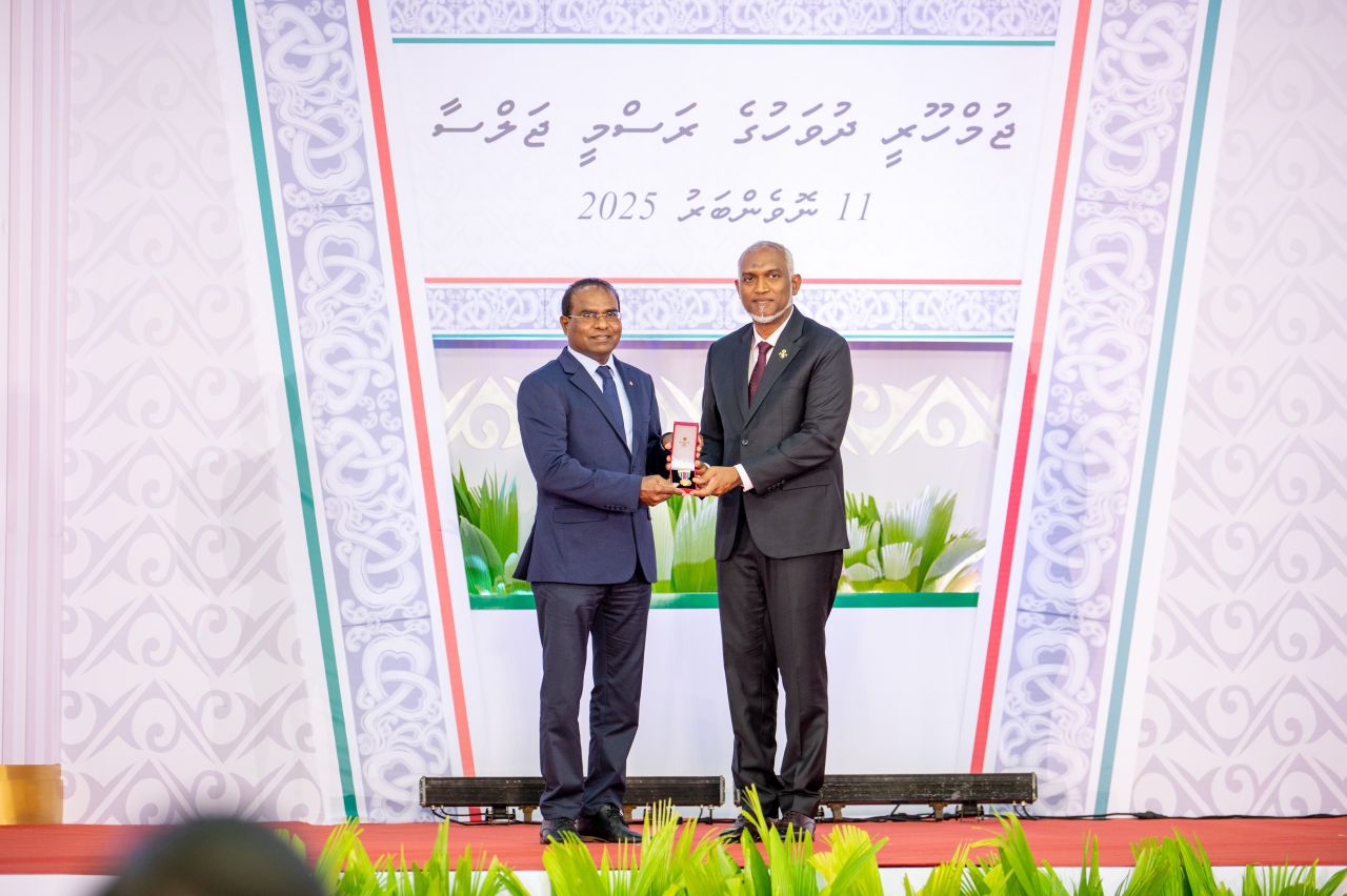 ވަން ފޮޓޯ: ޖުމްހޫރީ ދުވަހުގެ ރަސްމީ ޖަލްސާ 