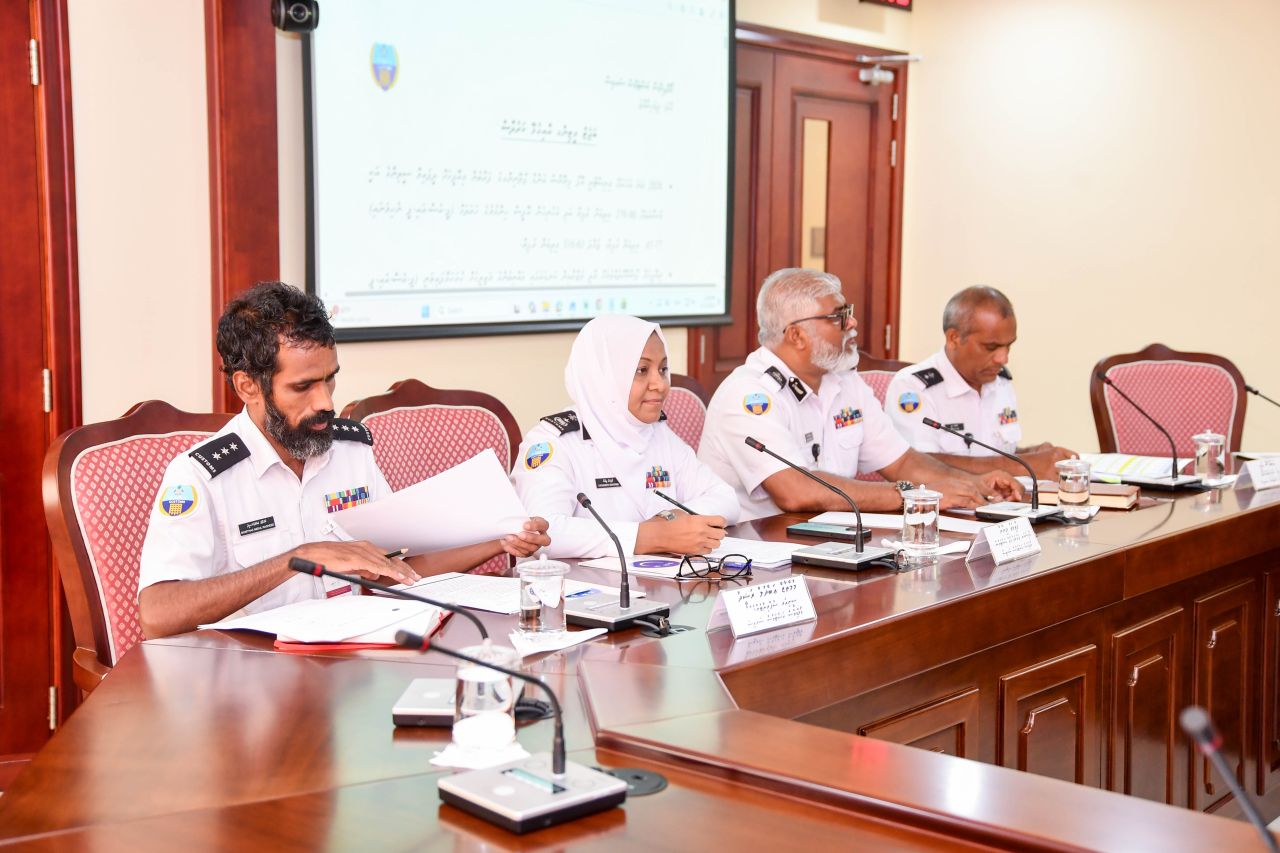 Anna aharu Customs muvazzafunge musaara bodu kurumuge yageenkan vanee dheefai!