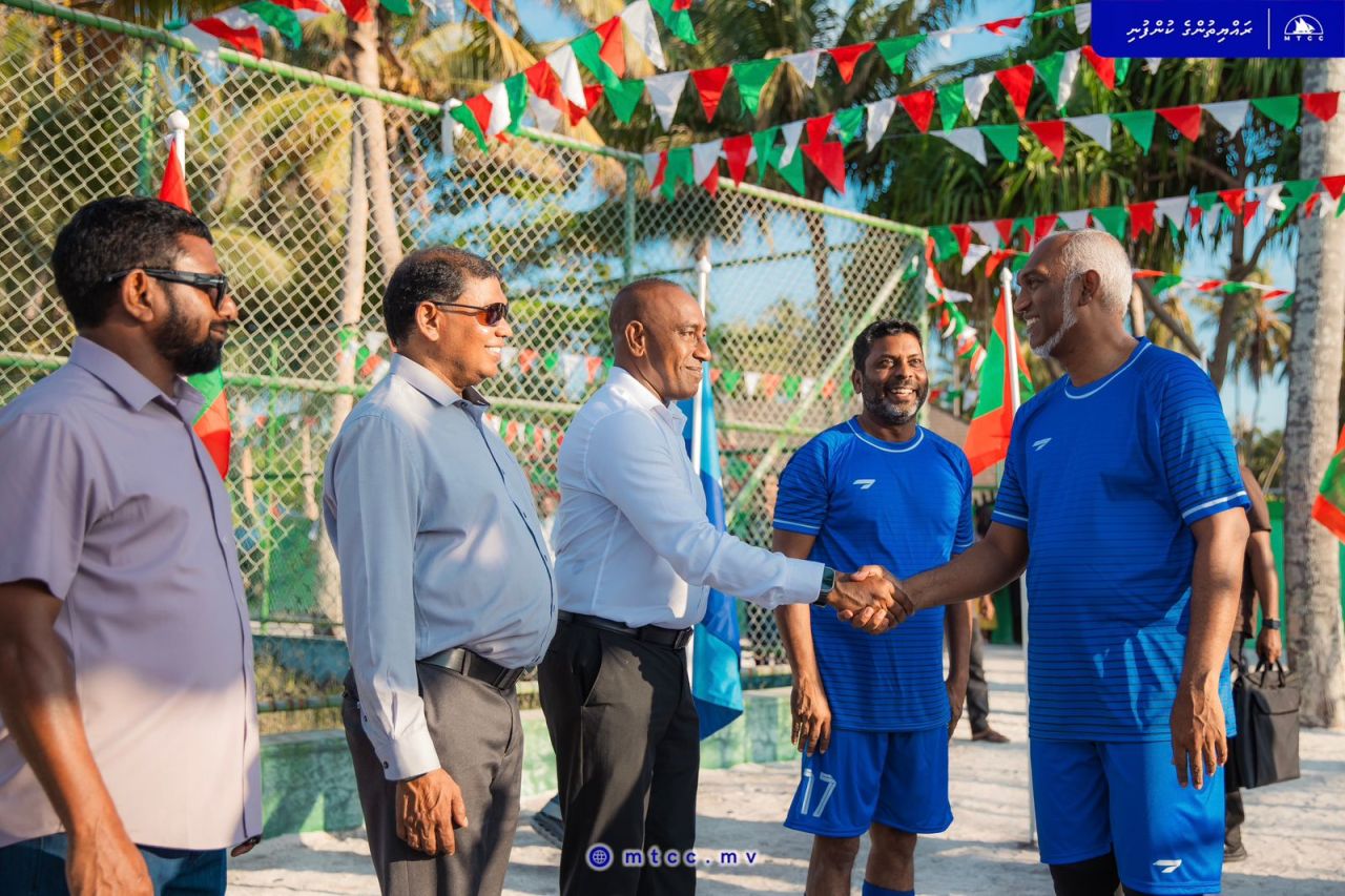 Mandhoo futsal dhandu Raees hulhuvvaidhevvaifi 