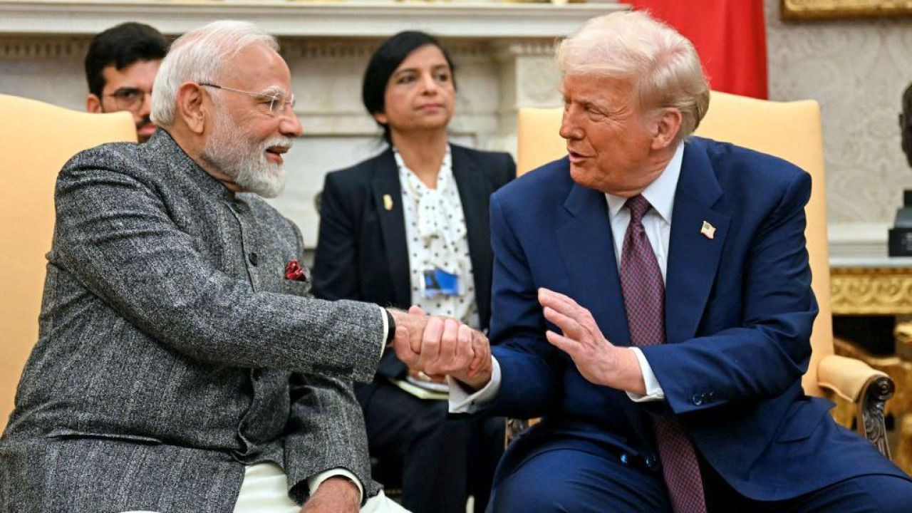 America in India ah  93 million dollar hathiyaaru vikkanee