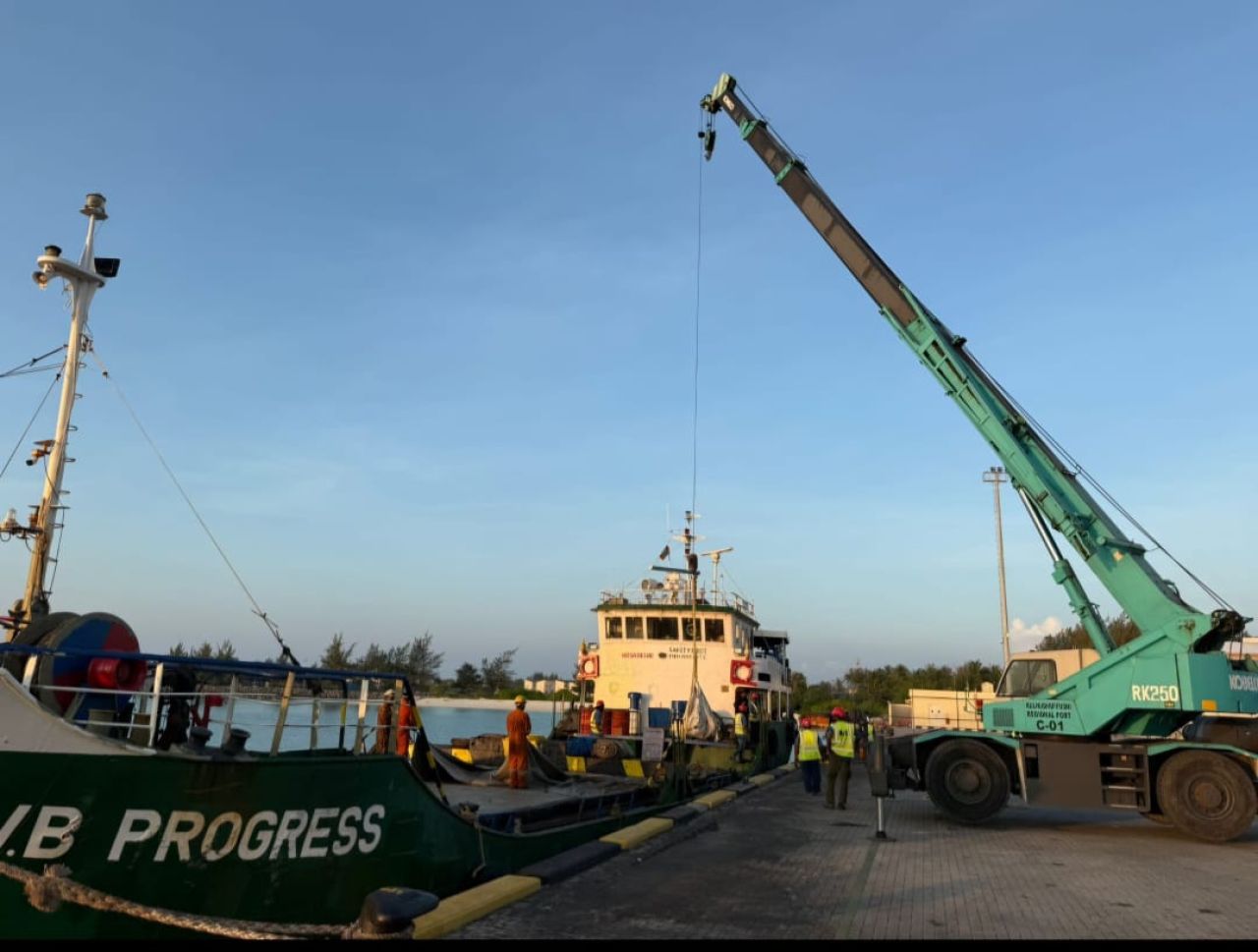 Tutikorin in mudhaa hifaigen ai boat Kulhudhuffushi port ah!