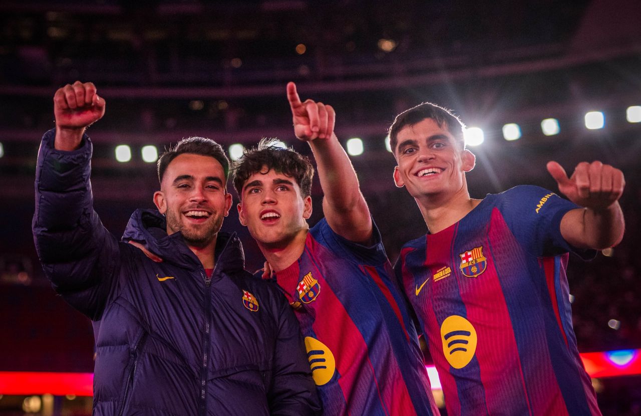 909 dhuvas fahun enburi Camp Nou ah: Barca molhuvee bodukoh 