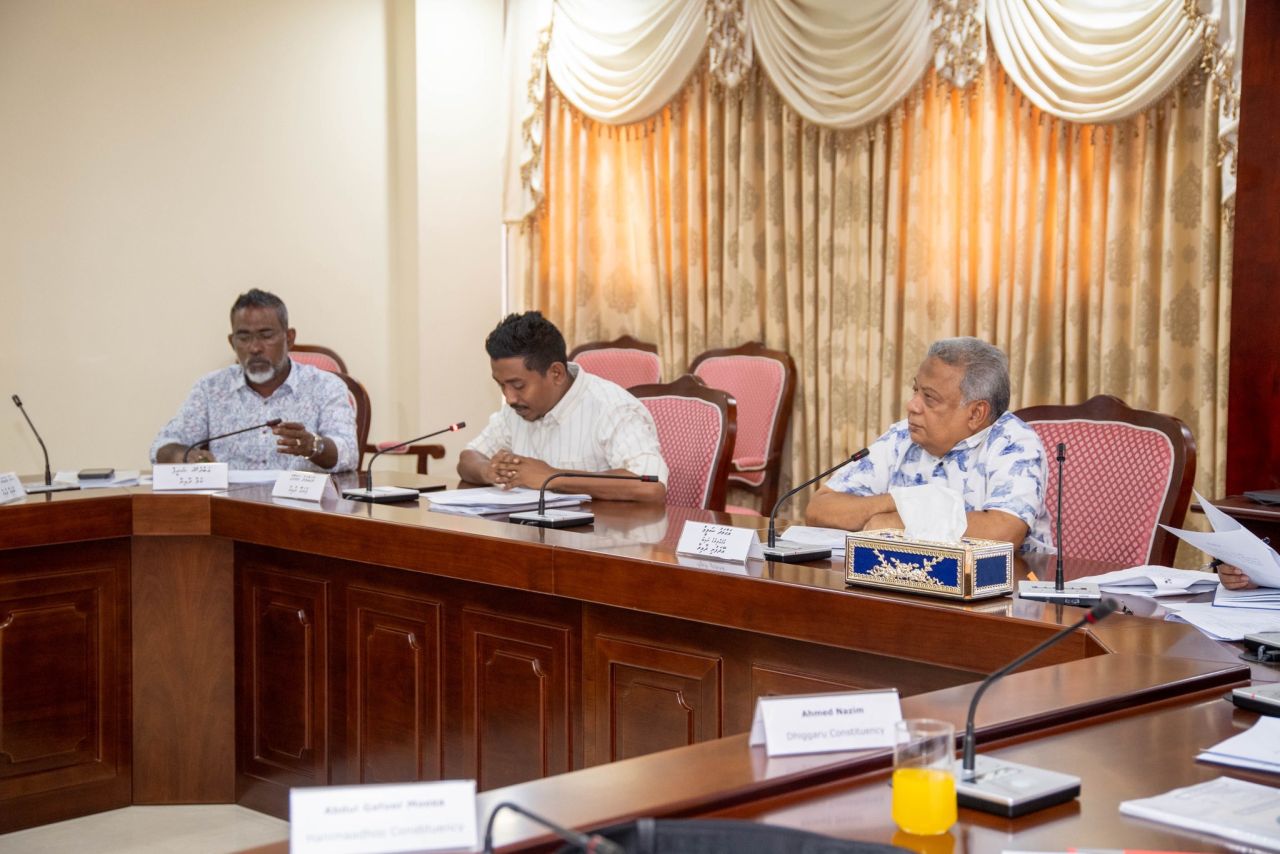 Fiscal zimmaage charter ekulavaalumuge muhdhathu ithuru kuran hushahelhi bill committee in faaskoffi