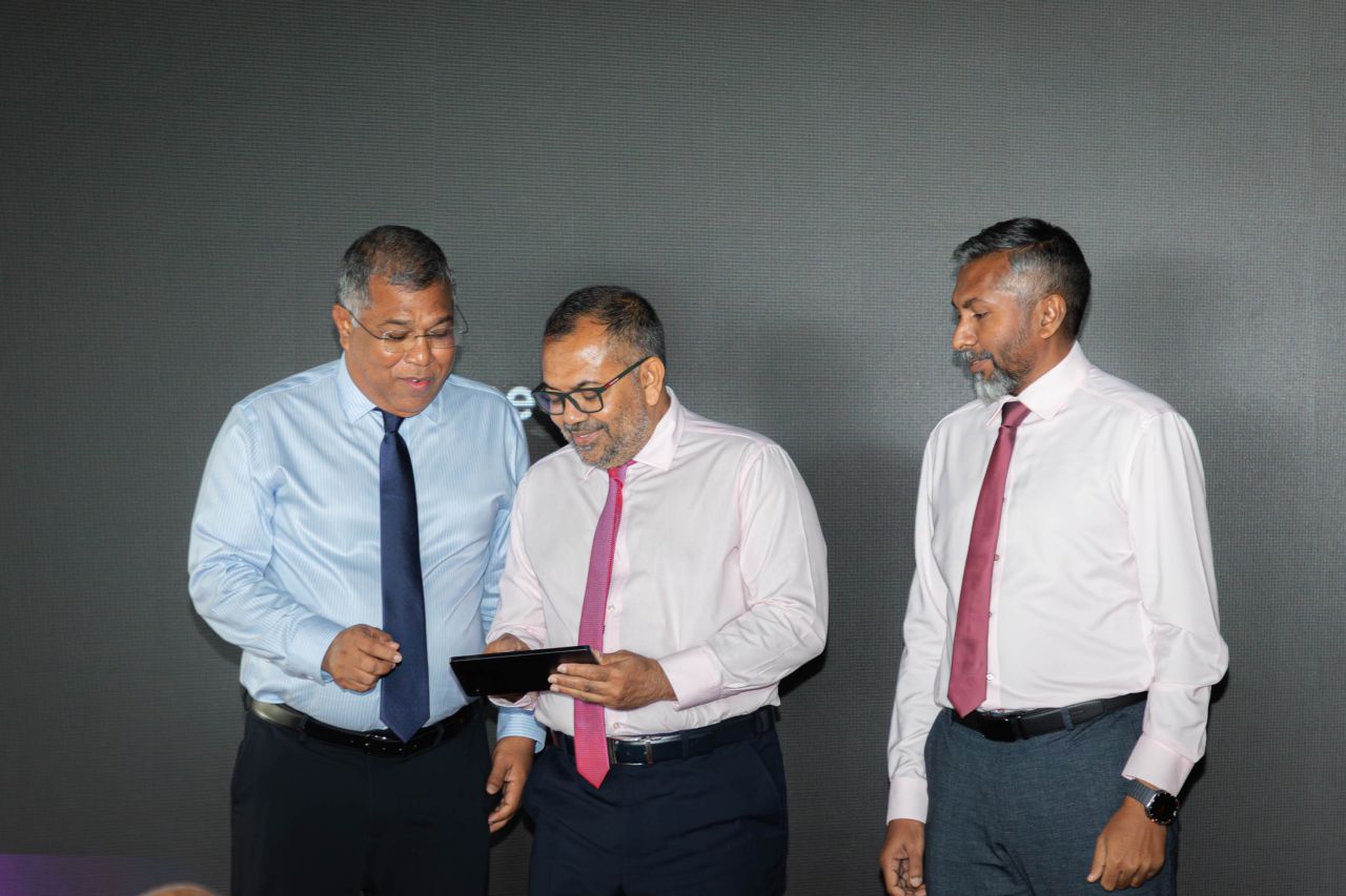 BML inn Visa Infinite Credit Card raajje ah tha'aarafu koffi 