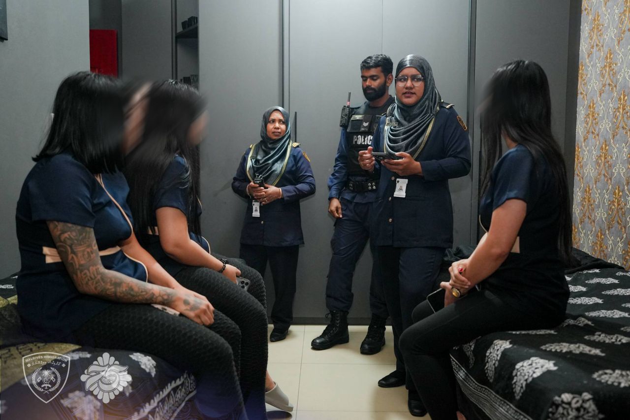 96 massage parlour eh bandhukoffi 