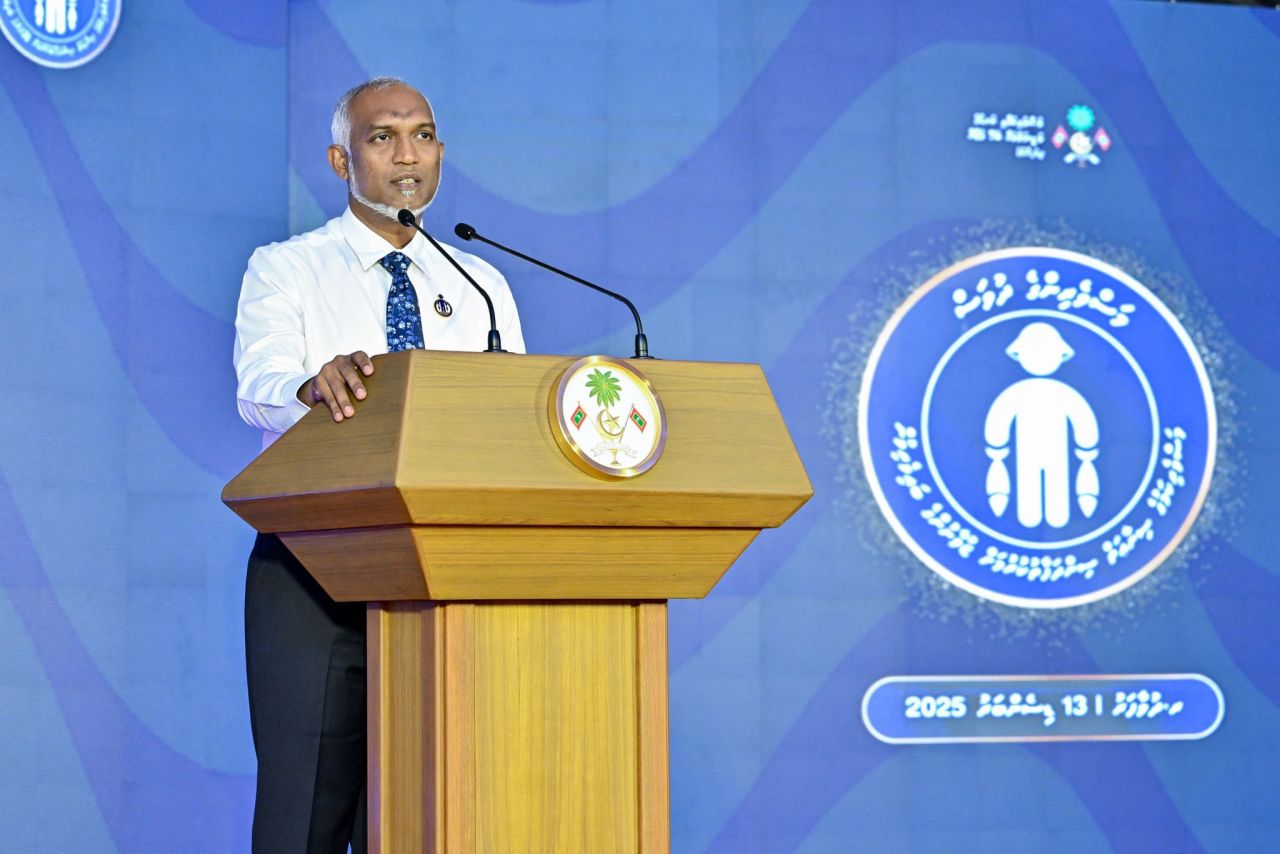 Siyaasee oivarugai jehigen masverikamuge sinaa athah vaane faidhaaeh neiy: Raees 