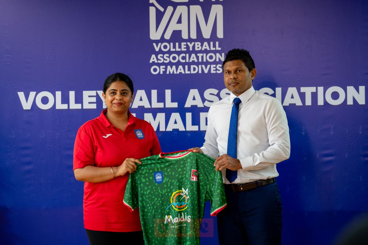 ވަން ފޮޓޯ: ވިމަންސް ކާވާ ކަޕް 2025އަށް ރާއްޖެ ތައްޔާރުވުމުން