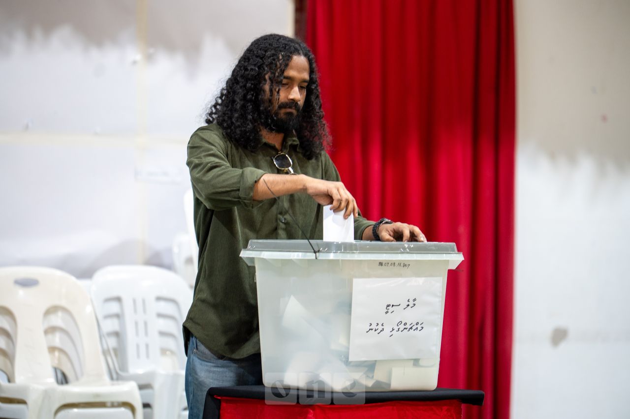 ވަން ފޮޓޯ: ކައުންސިލު އިންތިހާބަށް ބޭއްވި ޕީއެންސީގެ ޕްރައިމަރީ