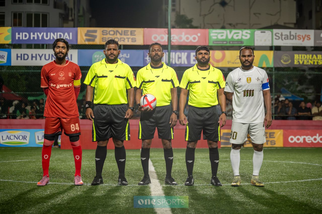 ވަން ފޮޓޯ: ކާށިދޫ ބަލިކޮށް، އޭދަފުށިން ޗެރިޓީ ޝީލްޑް އުފުލައިލުން 