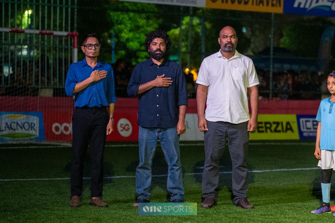 ވަން ފޮޓޯ: ރާއްޖޭގެ އެންމެ ބޮޑު ފުޓްސަލް މުބާރާތް، ގޯލްޑަން ފުޓްސަލް ޗެލެންޖް ފެށުން