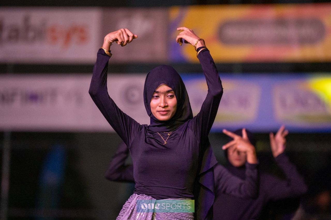 ވަން ފޮޓޯ: ރާއްޖޭގެ އެންމެ ބޮޑު ފުޓްސަލް މުބާރާތް، ގޯލްޑަން ފުޓްސަލް ޗެލެންޖް ފެށުން
