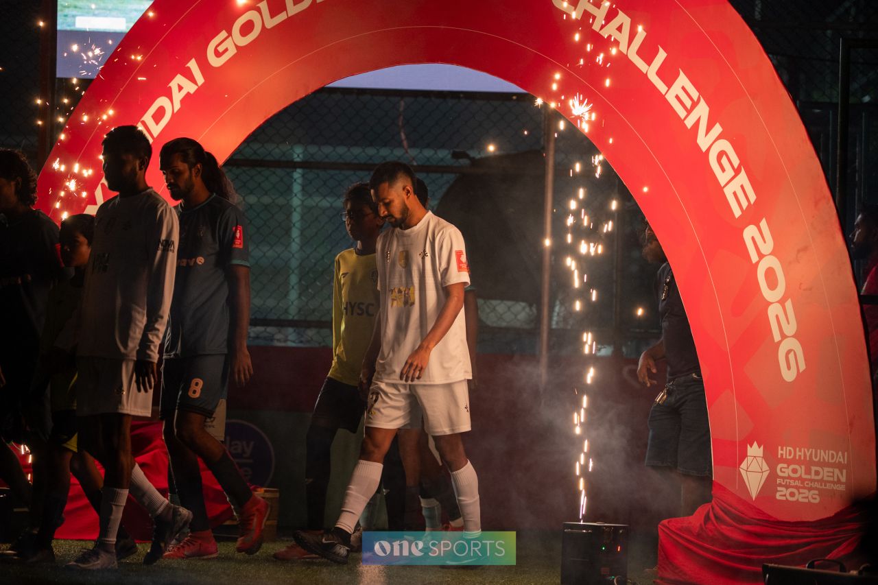 ވަން ފޮޓޯ: ރާއްޖޭގެ އެންމެ ބޮޑު ފުޓްސަލް މުބާރާތް، ގޯލްޑަން ފުޓްސަލް ޗެލެންޖް ފެށުން
