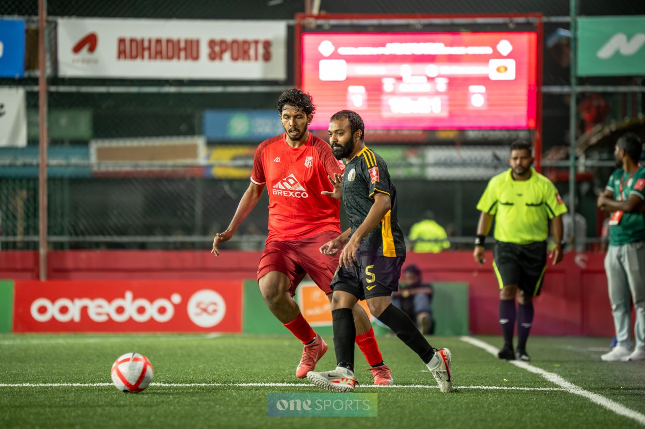 ވަން ފޮޓޯ: ގޯލްޑަންގެ އަތޮޅު ބުރުގެ ފެށުން 