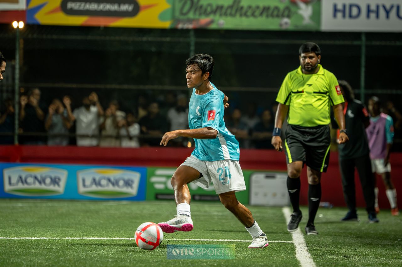 ވަން ފޮޓޯ: ގޯލްޑަންގެ އަތޮޅު ބުރުގެ ފެށުން 