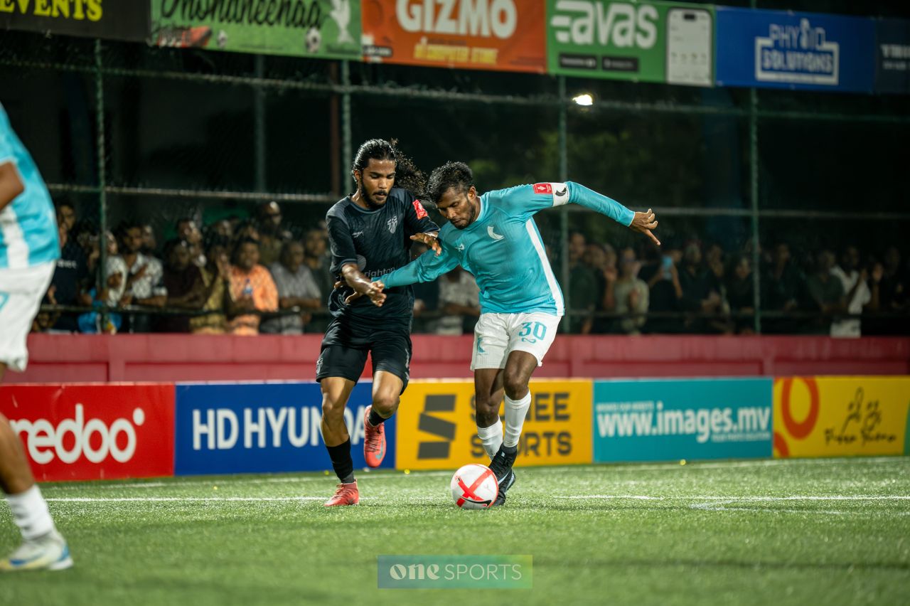 ވަން ފޮޓޯ: ގޯލްޑަންގެ އަތޮޅު ބުރުގެ ފެށުން 