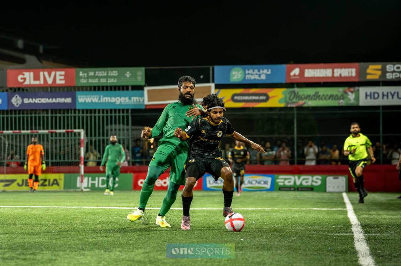 ވަން ފޮޓޯ: ގޯލްޑަންގެ އަތޮޅު ބުރުގެ ފެށުން 