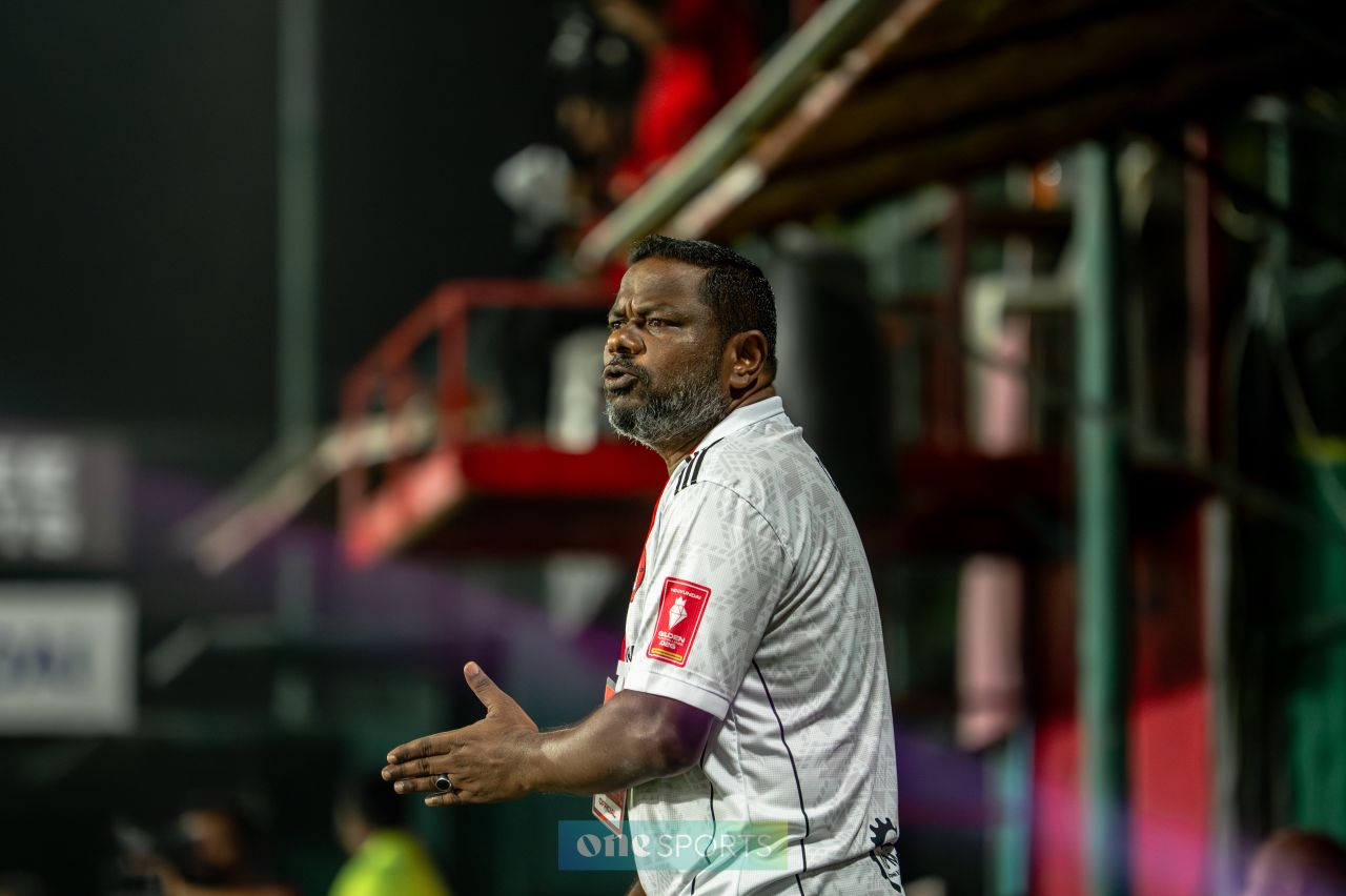 ވަން ފޮޓޯ: ގޯލްޑަންގެ އަތޮޅު ބުރުގެ ފެށުން 