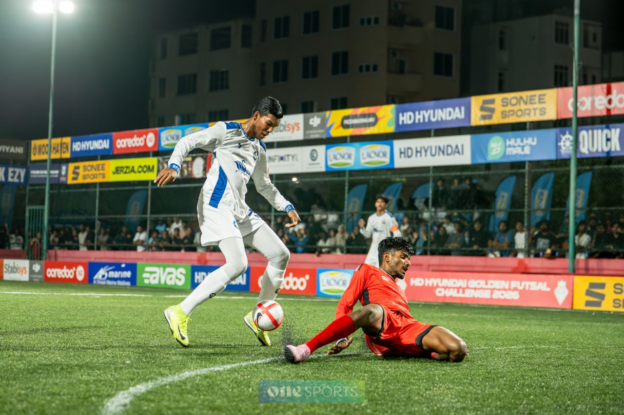ވަން ފޮޓޯ: ގޯލްޑަންގެ އަތޮޅު ބުރުގެ ފެށުން 