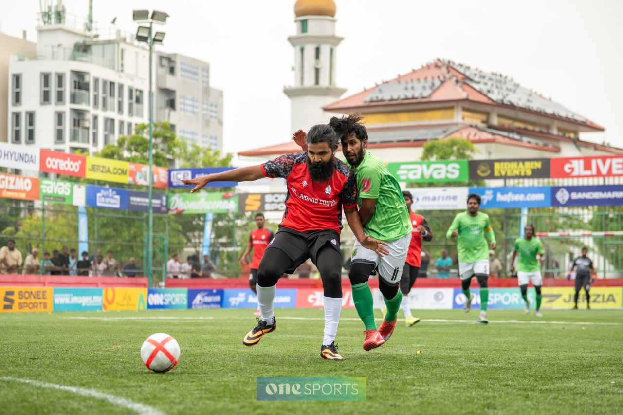 ވަން ފޮޓޯ: ގޯލްޑަން ފުޓްސަލް ޗެލެންޖްގެ ހދ އާއި އައްޑޫގެ އަތޮޅު ބުރު