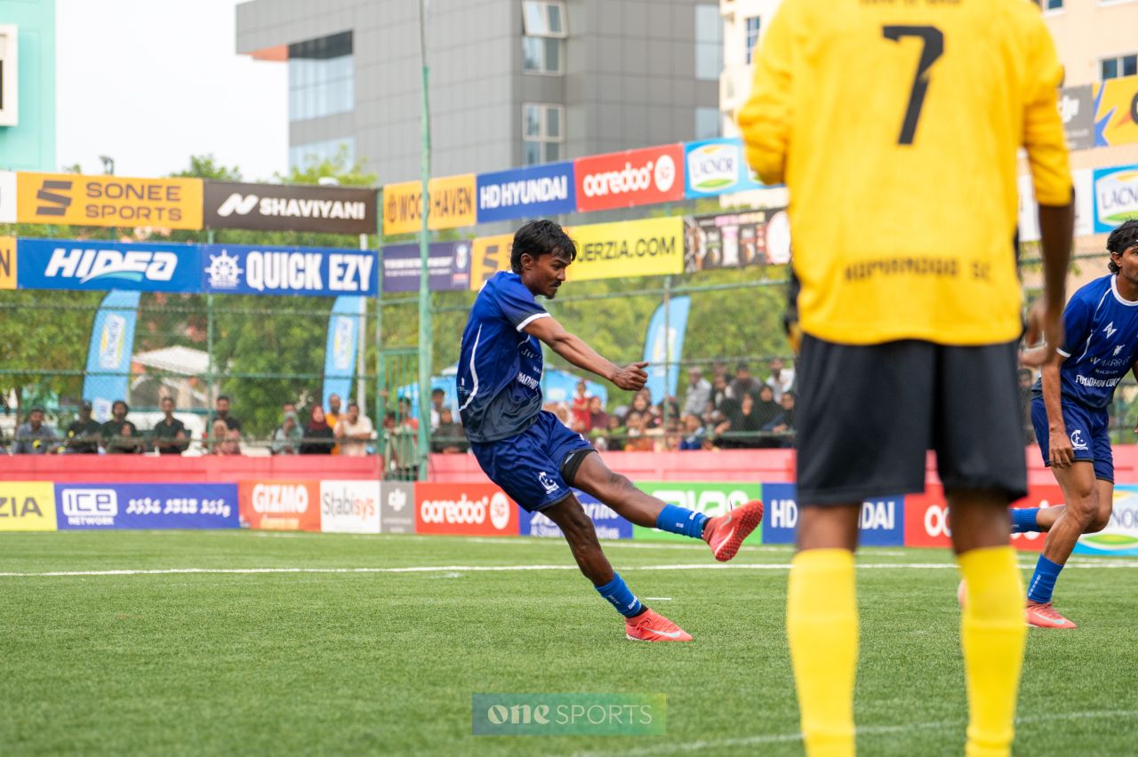 ވަން ފޮޓޯ: ގޯލްޑަން ފުޓްސަލް ޗެލެންޖްގެ ށ އަތޮޅުގެ ފޯރިގަދަ ފުރަތަމަ މެޗުތައް 