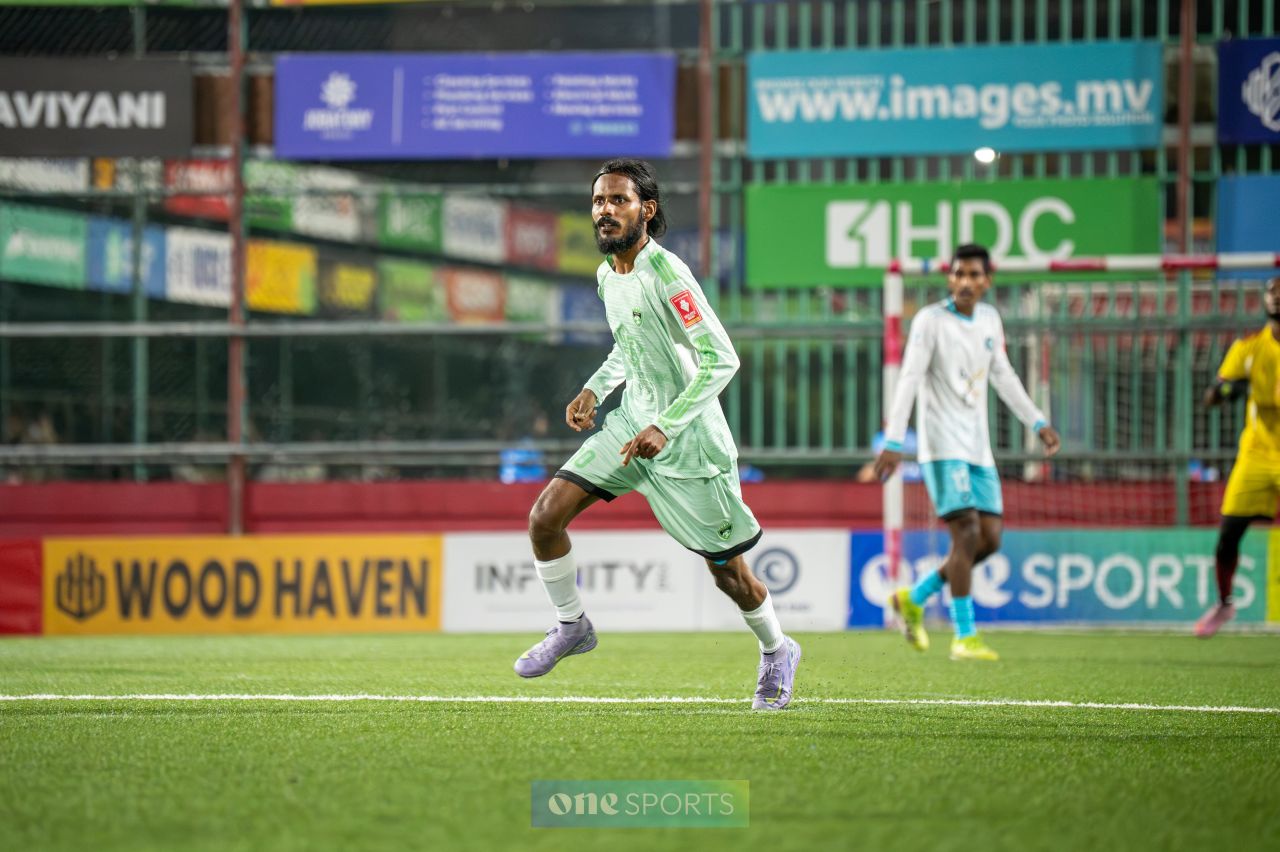 ވަން ފޮޓޯ: ގޯލްޑަން ފުޓްސަލް ޗެލެންޖްގެ އަތޮޅު ބުރު ކުރިއަށް 