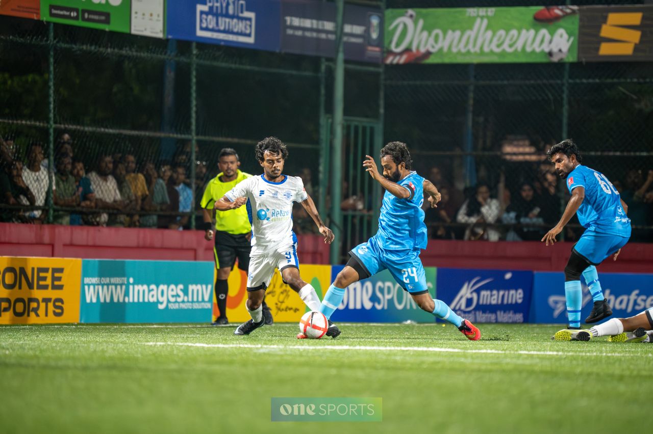 ވަން ފޮޓޯ: ގޯލްޑަން ފުޓްސަލް ޗެލެންޖްގެ އަތޮޅު ބުރު ކުރިއަށް 