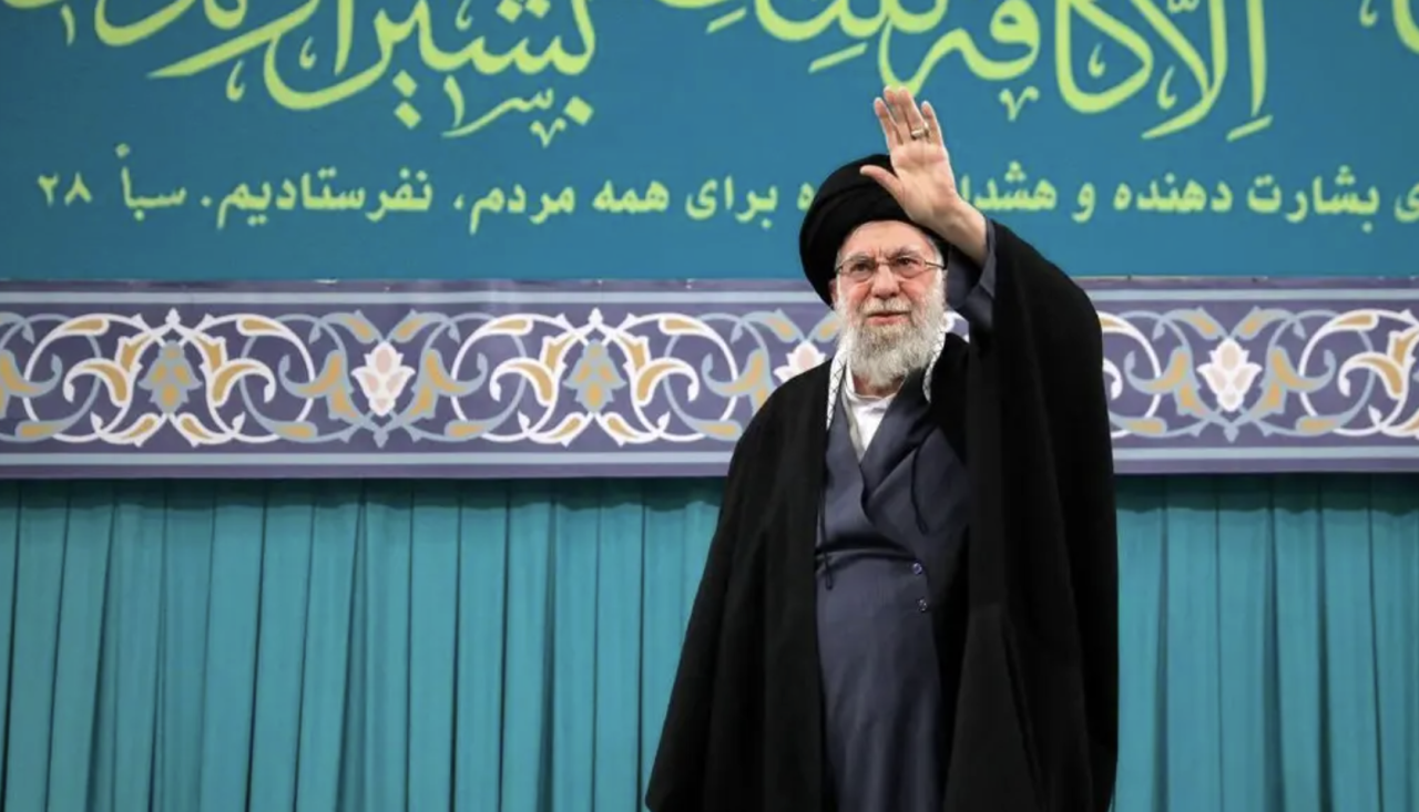 Khamenei aa dhekolhah evves amaleh nuhingumah Iran in angaifi