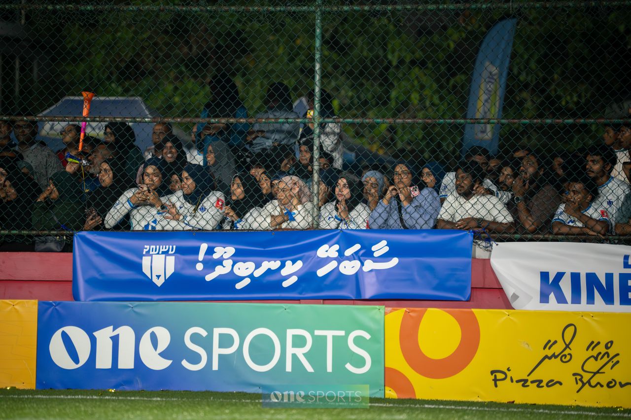 ވަން ފޮޓޯ: ގޯލްޑަން ފުޓްސަލް ޗެލެންޖްގެ ފޯރިގަދަ ކުރިމަތިލުންތައް