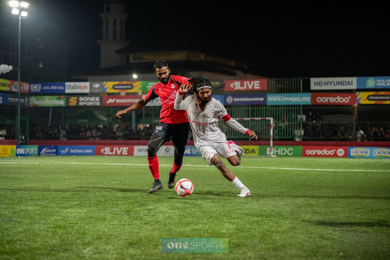 ވަން ފޮޓޯ: ގޯލްޑަން ފުޓްސަލް ޗެލެންޖްގެ ފޯރިގަދަ ކުރިމަތިލުންތައް