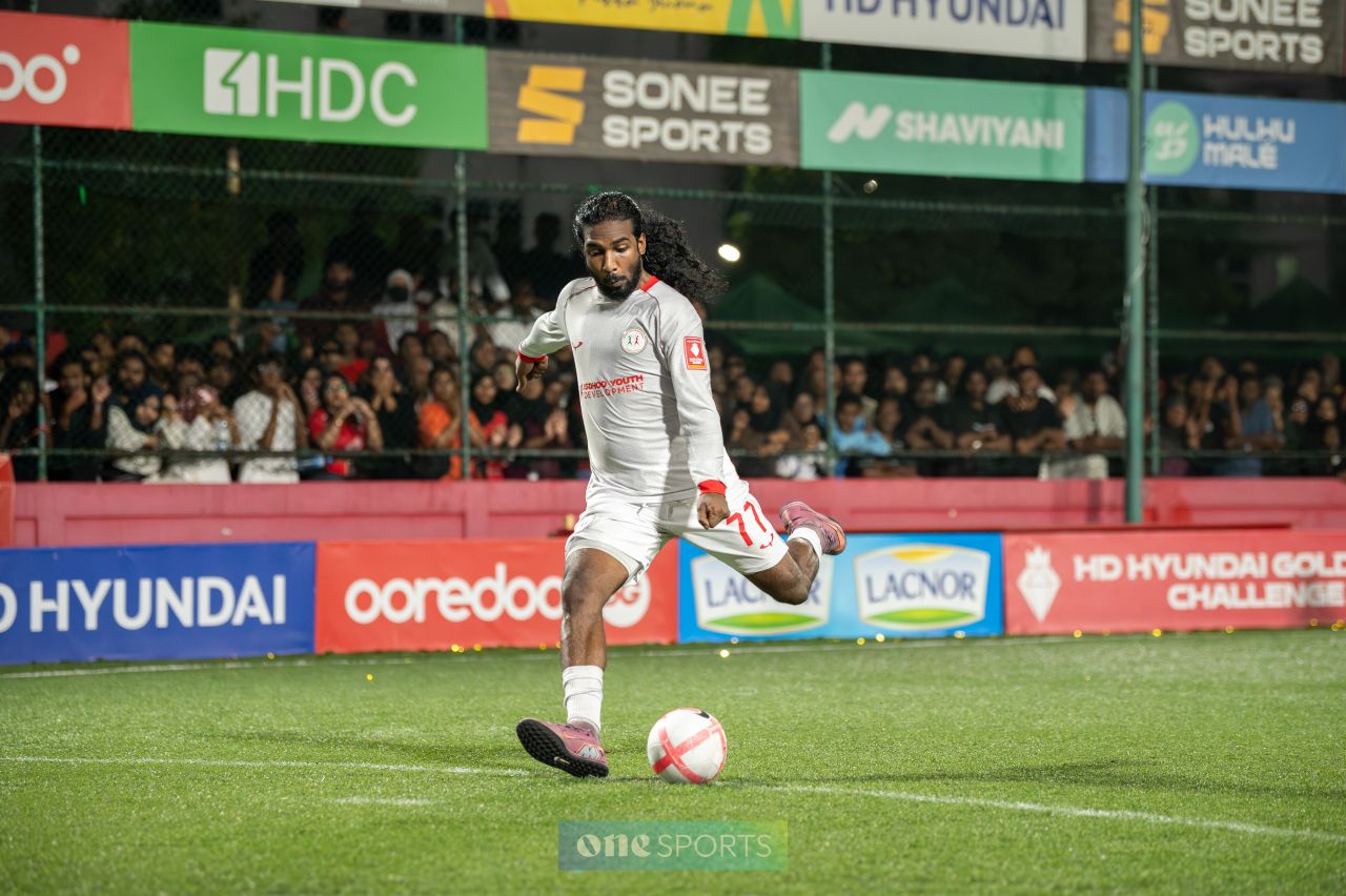 ވަން ފޮޓޯ: ގޯލްޑަން ފުޓްސަލް ޗެލެންޖްގެ ފޯރިގަދަ ކުރިމަތިލުންތައް
