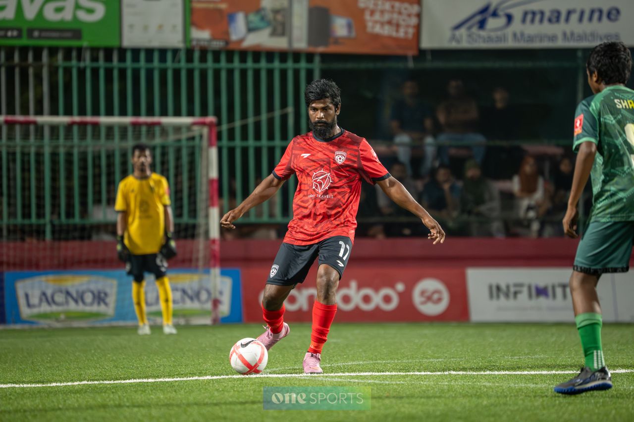ވަން ފޮޓޯ: ގޯލްޑަން ފުޓްސަލް ޗެލެންޖްގެ ފޯރިގަދަ ކުރިމަތިލުންތައް