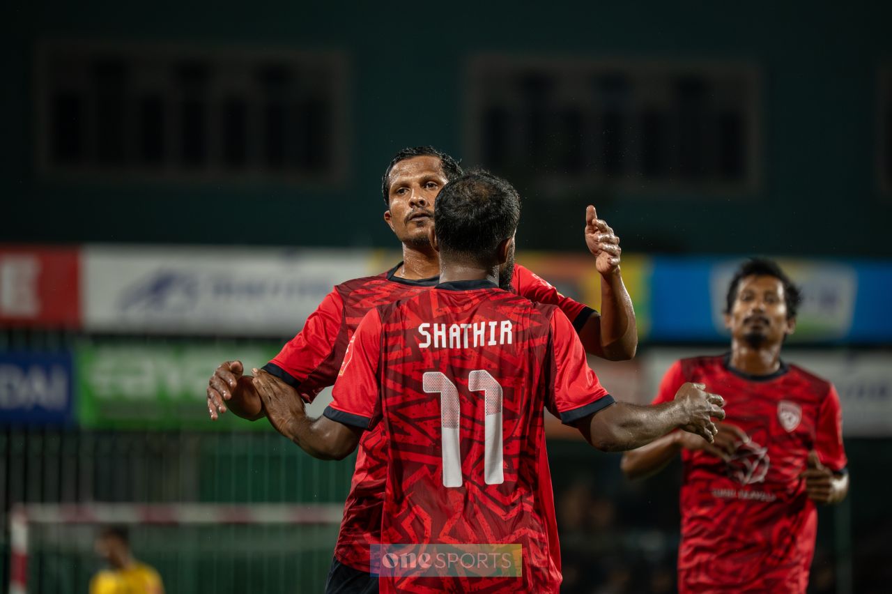 ވަން ފޮޓޯ: ގޯލްޑަން ފުޓްސަލް ޗެލެންޖްގެ ފޯރިގަދަ ކުރިމަތިލުންތައް