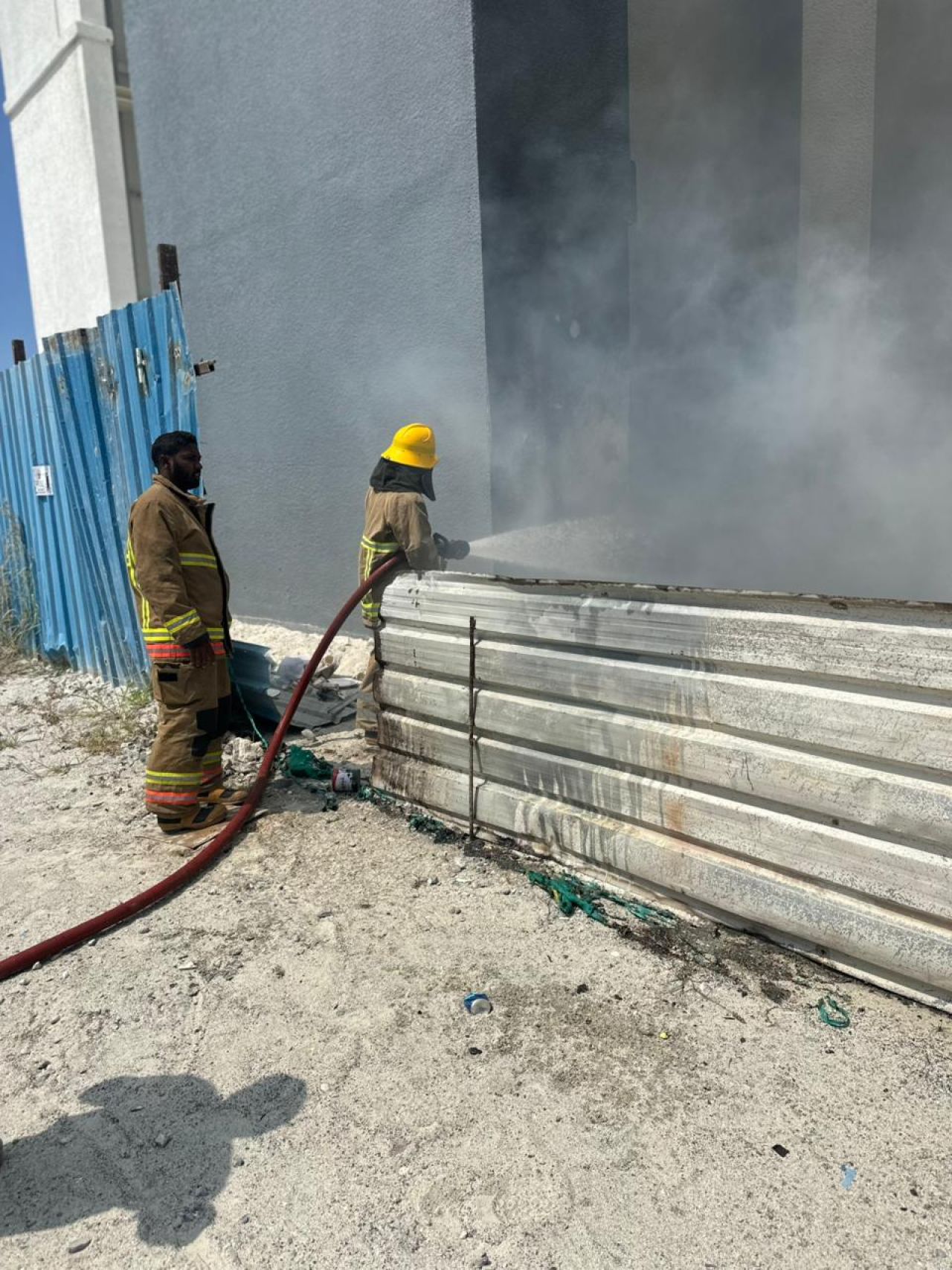 Alifaanuge haadhisaage sababun bae holhi thakah gellun vefai vaathee fen beynun nukuran edhijje