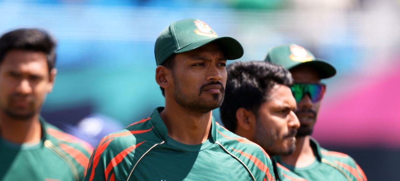 India ah dhaan dhekolhu hedhumun, Bangladesh ge jaaga Scotland ah 