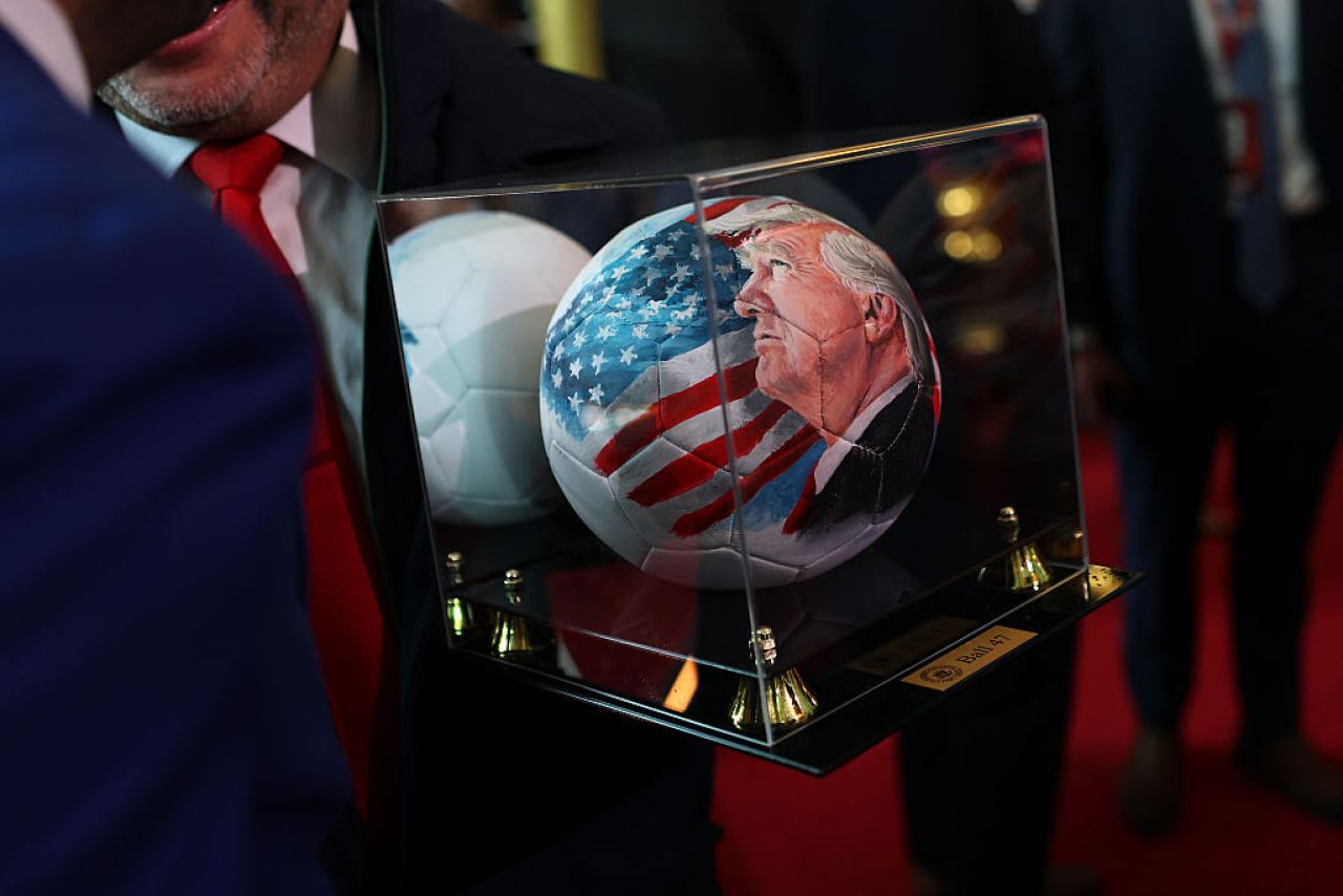 Trump aa dhekolhu hadhanves Germany in World Cup boycott eh nukuraane 