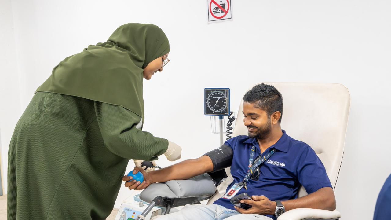 Aanmu sihhathuge rahkaatherikamah ley hadhiya kurun muhinmmu: Raees