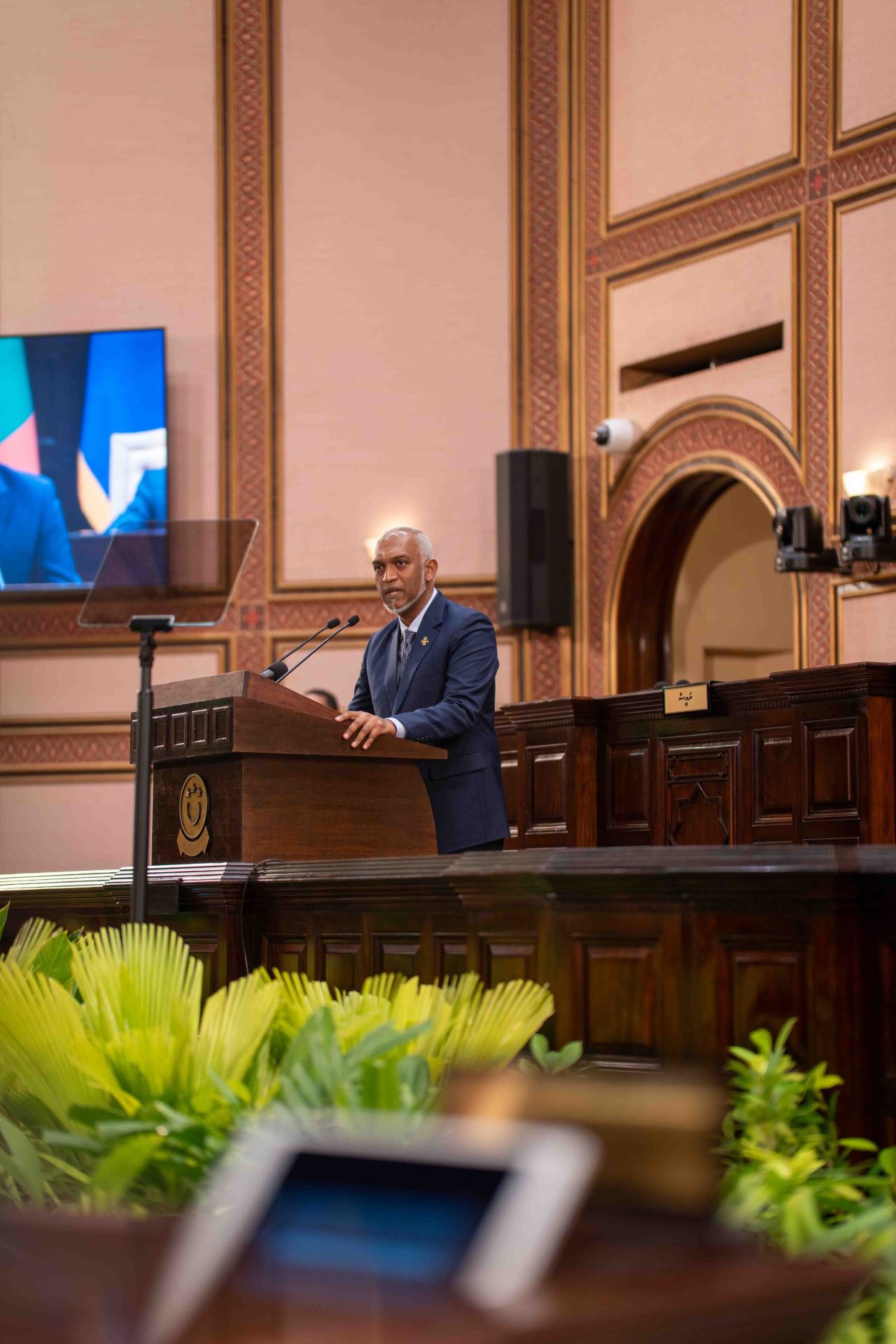 Mauritius sarukaarah fonuvi sity anburaa genaumah ninmaifi