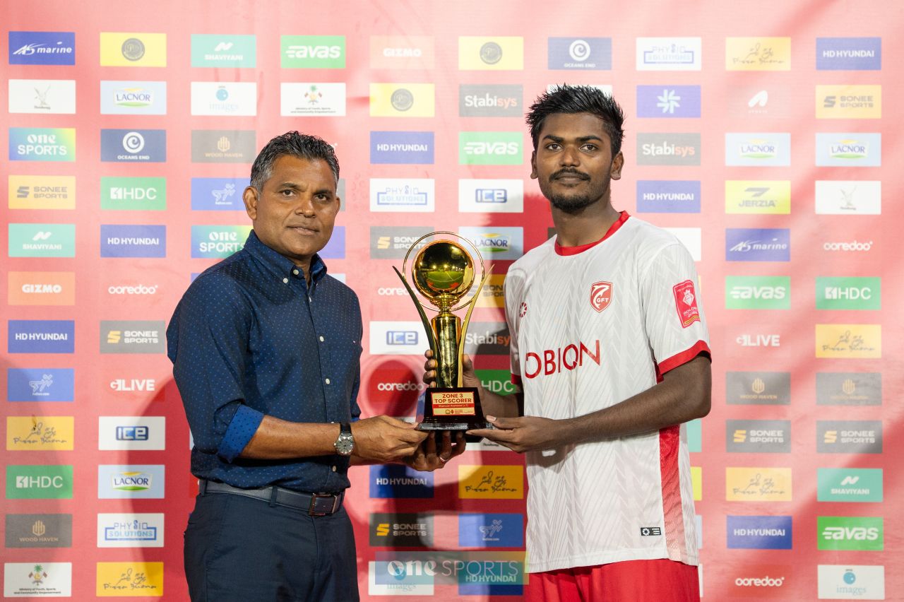 ވަން ފޮޓޯ: ގޯލްޑަން ފުޓްސަލް ޗެލެންޖްގެ ޒޯން ޗެމްޕިއަންތައް ޔަގީންވާން ފެށުން