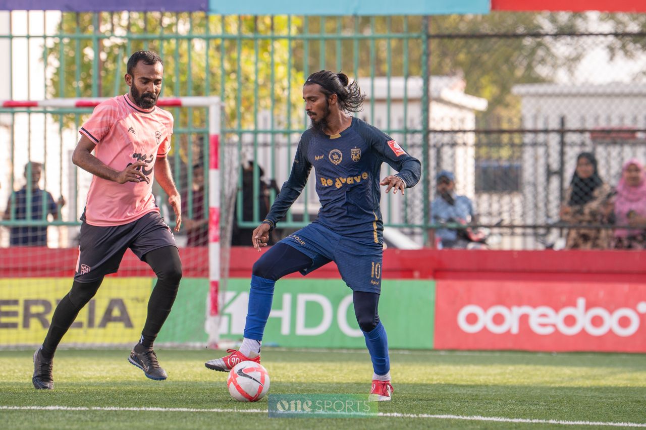 ވަން ފޮޓޯ: ގޯލްޑަން ފުޓްސަލް ޗެލެންޖް 2026ގެ ގަދަ 16ގެ ފުރަތަމަ މެޗުތައް