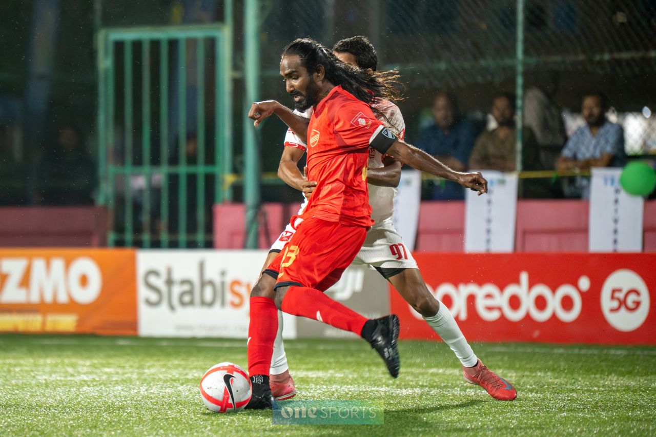 ވަން ފޮޓޯ: ގޯލްޑަން ފުޓްސަލް ޗެލެންޖް 2026ގެ ގަދަ 16 ގެ ކުރިމަތިލުންތައް