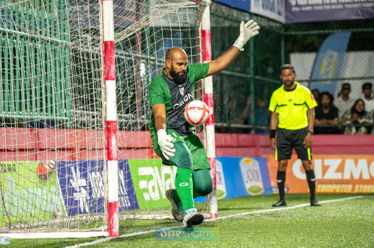 ވަން ފޮޓޯ: ގޯލްޑަން ފުޓްސަލް ޗެލެންޖް 2026ގެ ގަދަ 16 ގެ ކުރިމަތިލުންތައް
