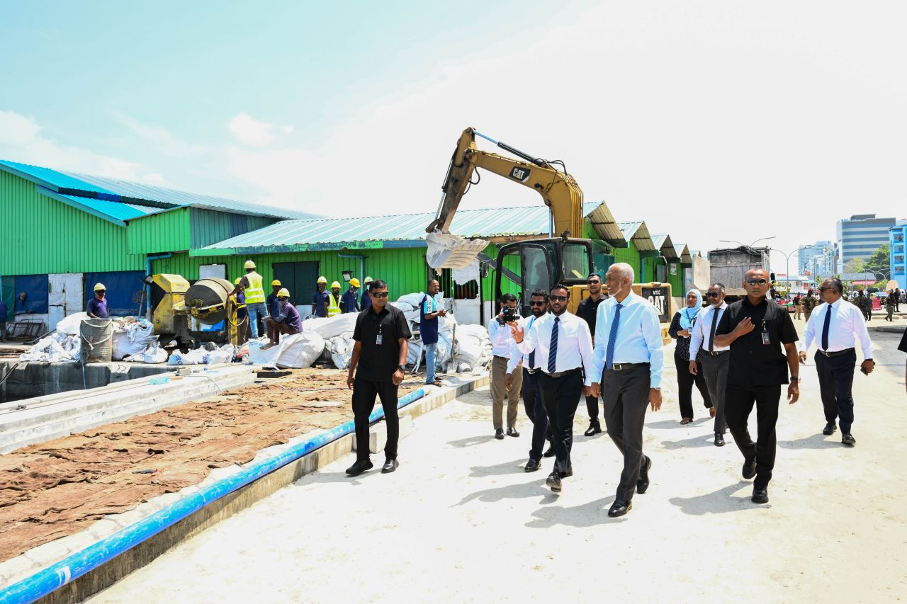 Boduthakurufaanu ge massakaiy kuriah dhaa goiy Raees bahlavaalahvaifi