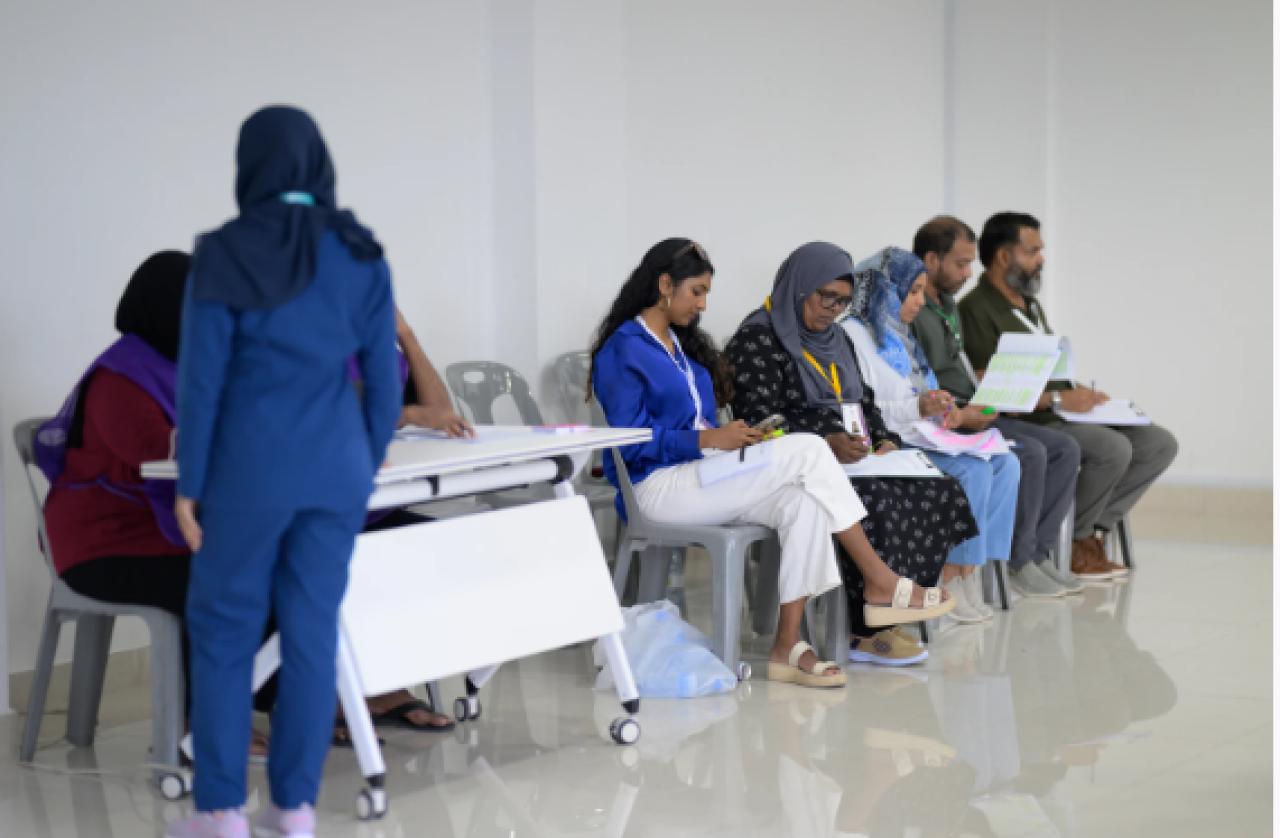 Monitor innaai observer innah form hushahelhumah hulhuvaalaifi 