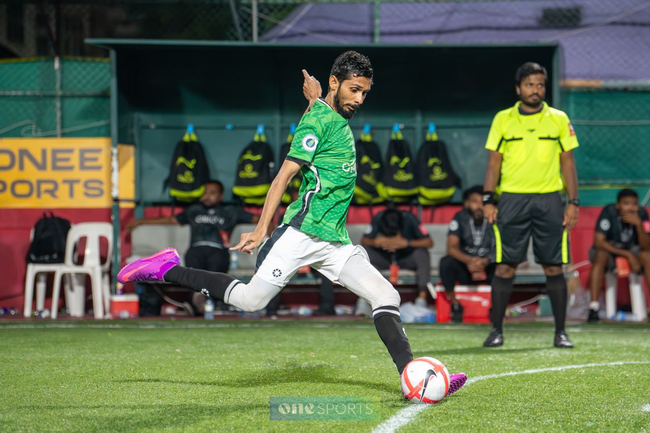 ވަން ފޮޓޯ: ހިޔުންޑާއި ގޯލްޑަން ފުޓްސަލް ޗެލެންޖް 2026 ގެ ފައިނަލާއެކު ނައިވާދޫ ދެވަނަ ފައިނަލަށް 