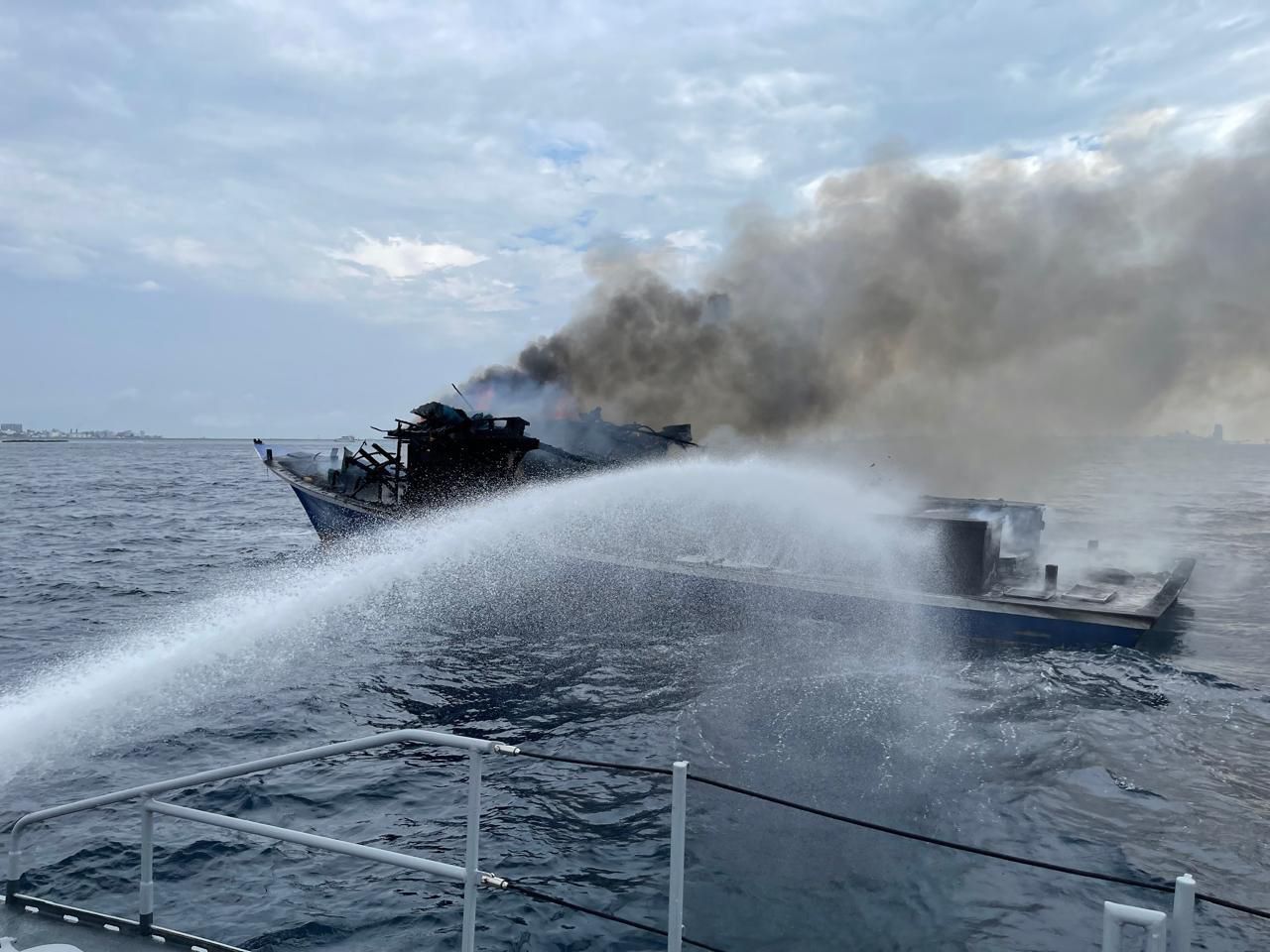 Roavi boat ge baithah oyaa dhaathee samaaluvaaan ilthimaaskohfi 